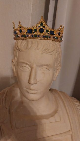 Coroa de Rei em Metal