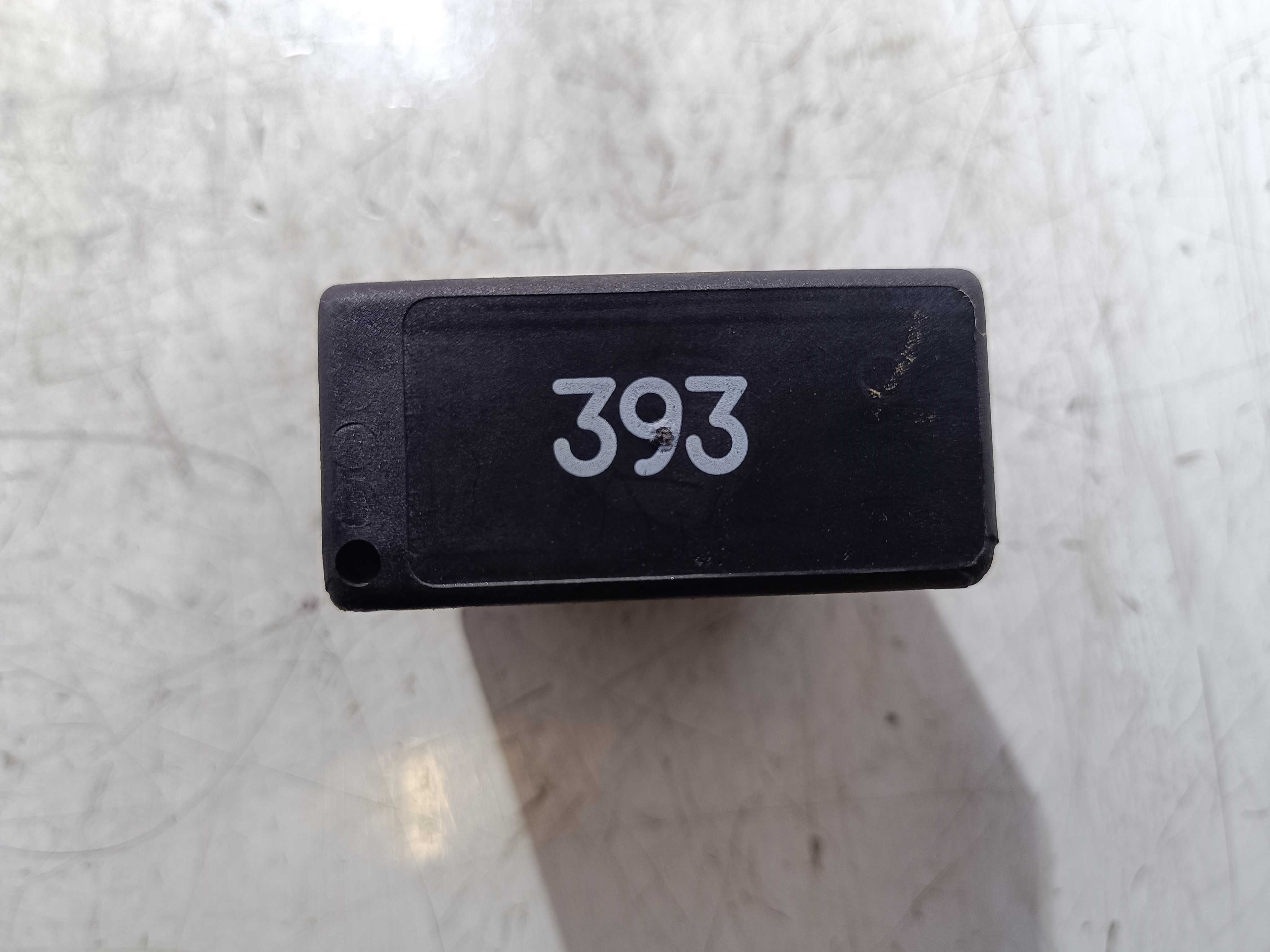 Przekaźnik świateł 393 AUDI A6 C5