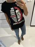 Czarny tshirt dom z papieru
