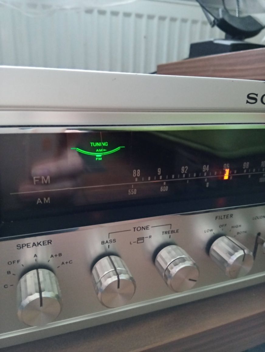 Sprzedam amplituner SONY str 7065A.   Z 1975 r.bardzo rzadki model A.