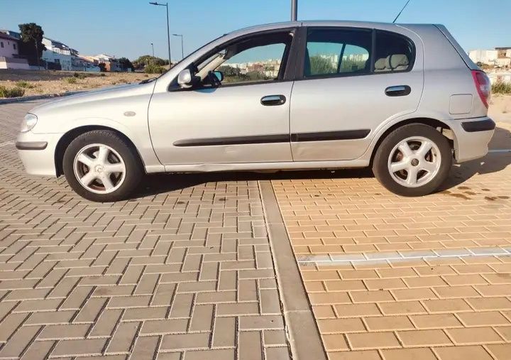 Nissan Almera 2.2