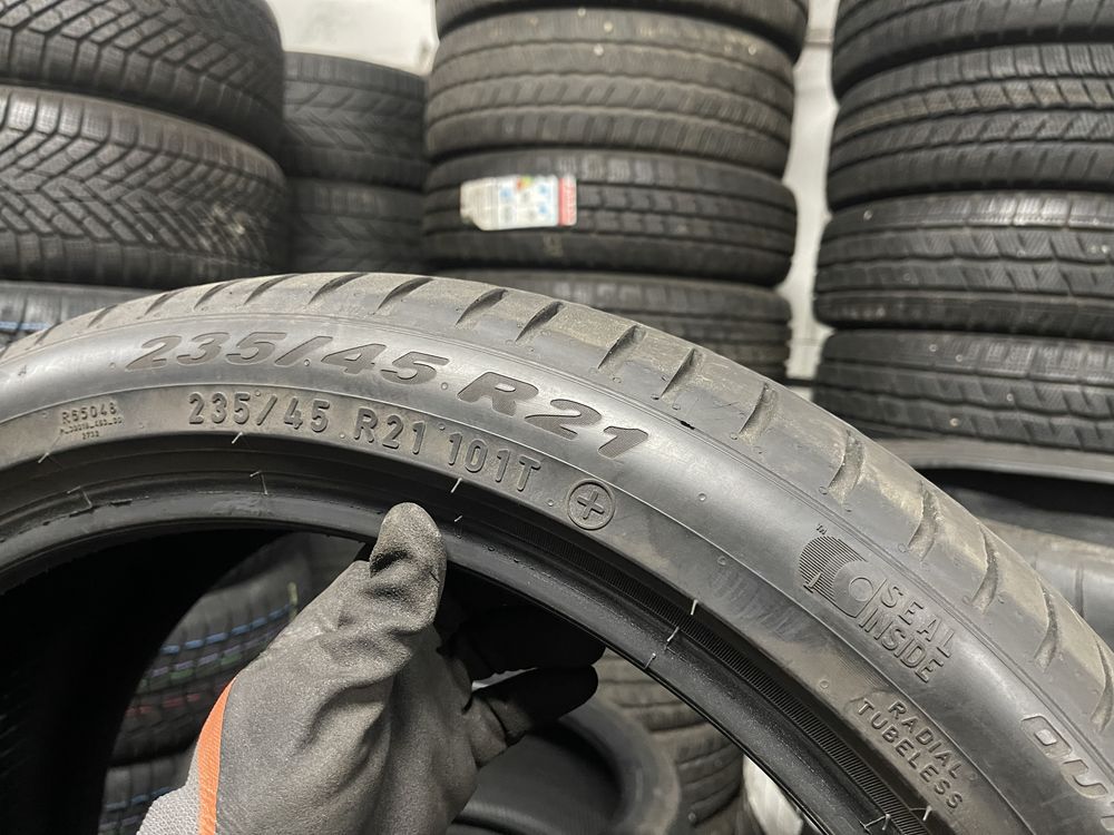 2xPirelli 235 45r21., 2022 5.9mm