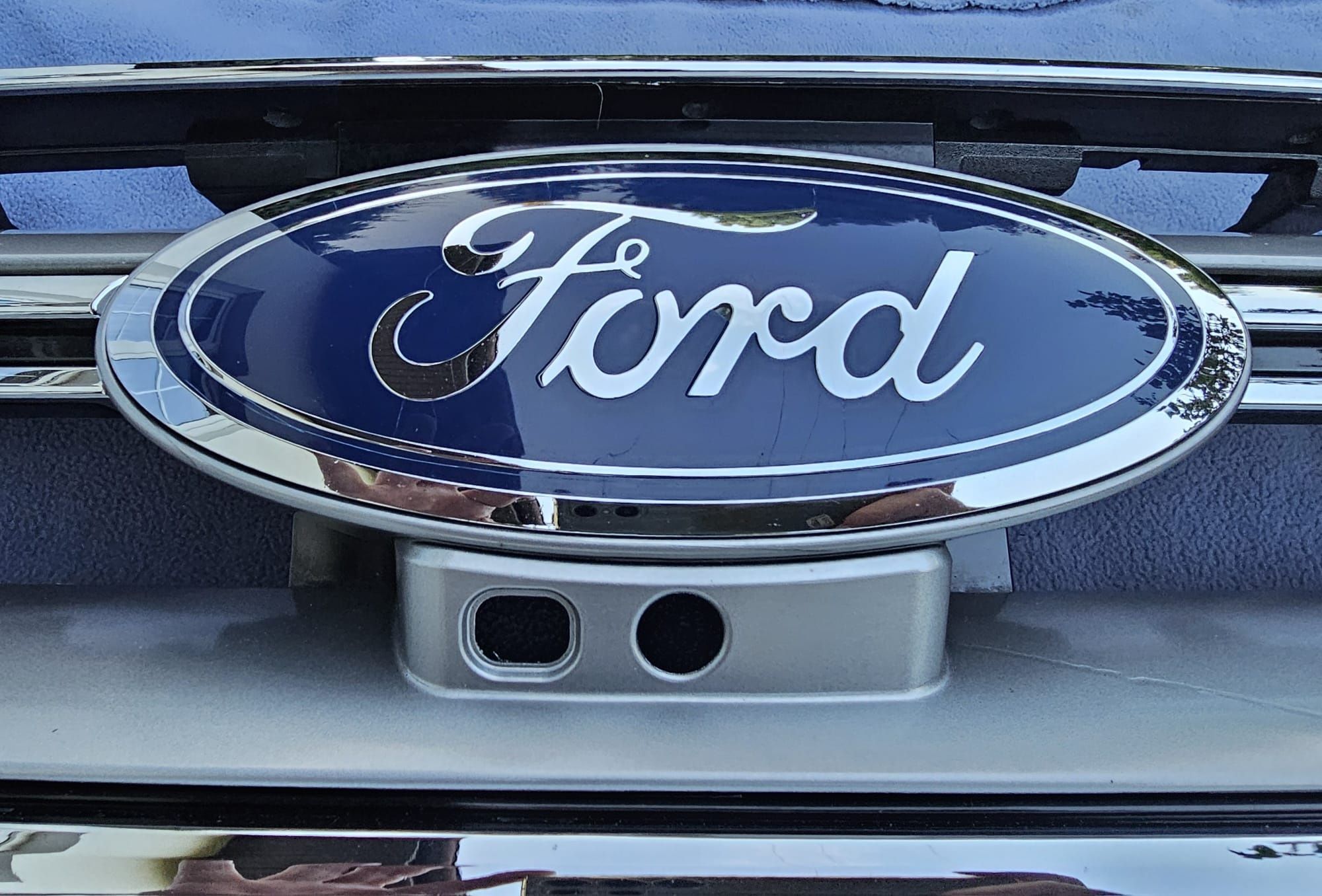 Ford Edge 2018 Atrapa Grilla Samochodowego