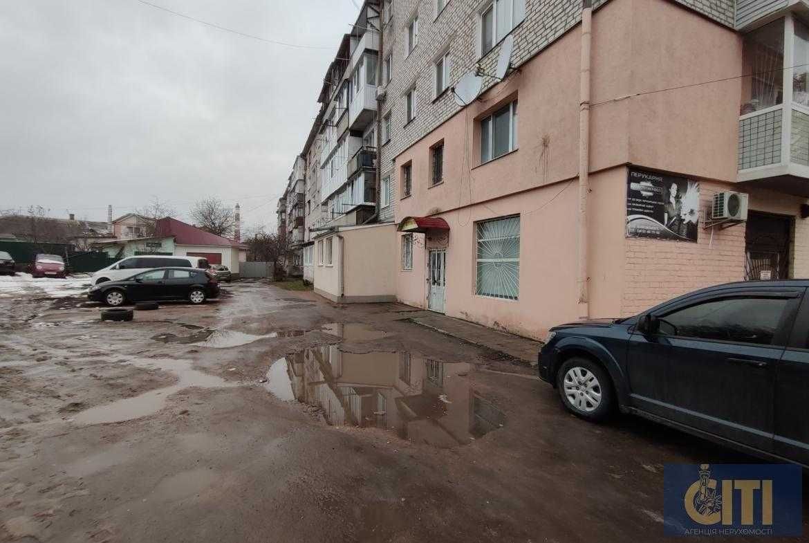 №:22993 - Приміщення в центрі по вул.Ольжича, 26 м2