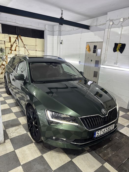 Skoda Superb 4x4 2.0 TDI bogate wyposażenie !