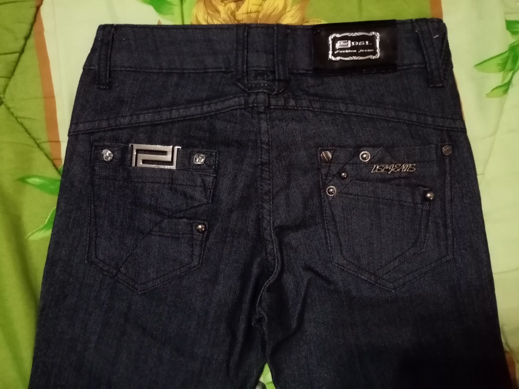 Крутые новые джинсы DZL