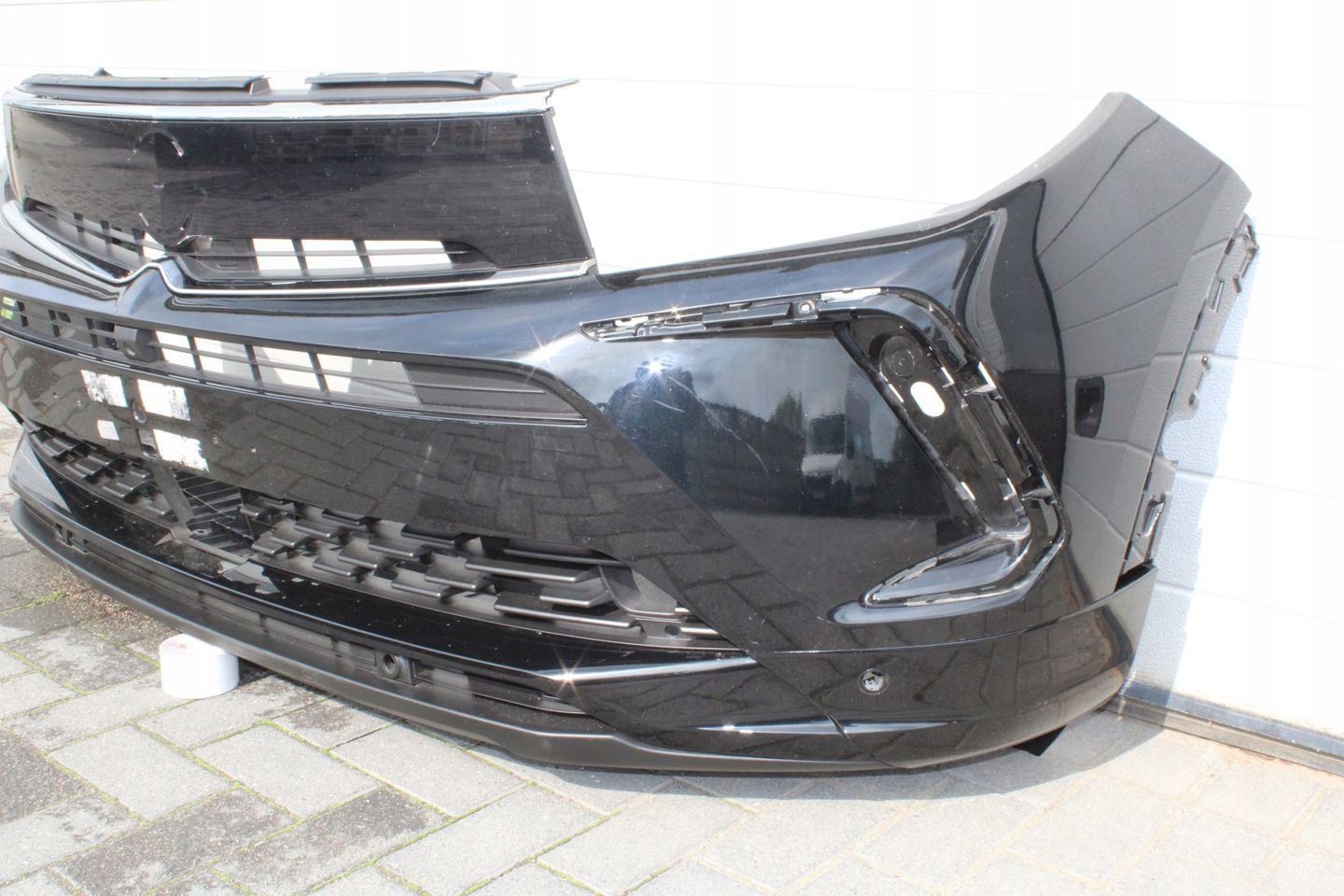 Opel GRANDLAND LIFT ZDERZAK PRZEDNI NA CZUJNIKI PARKOWANIA I HALOGENY