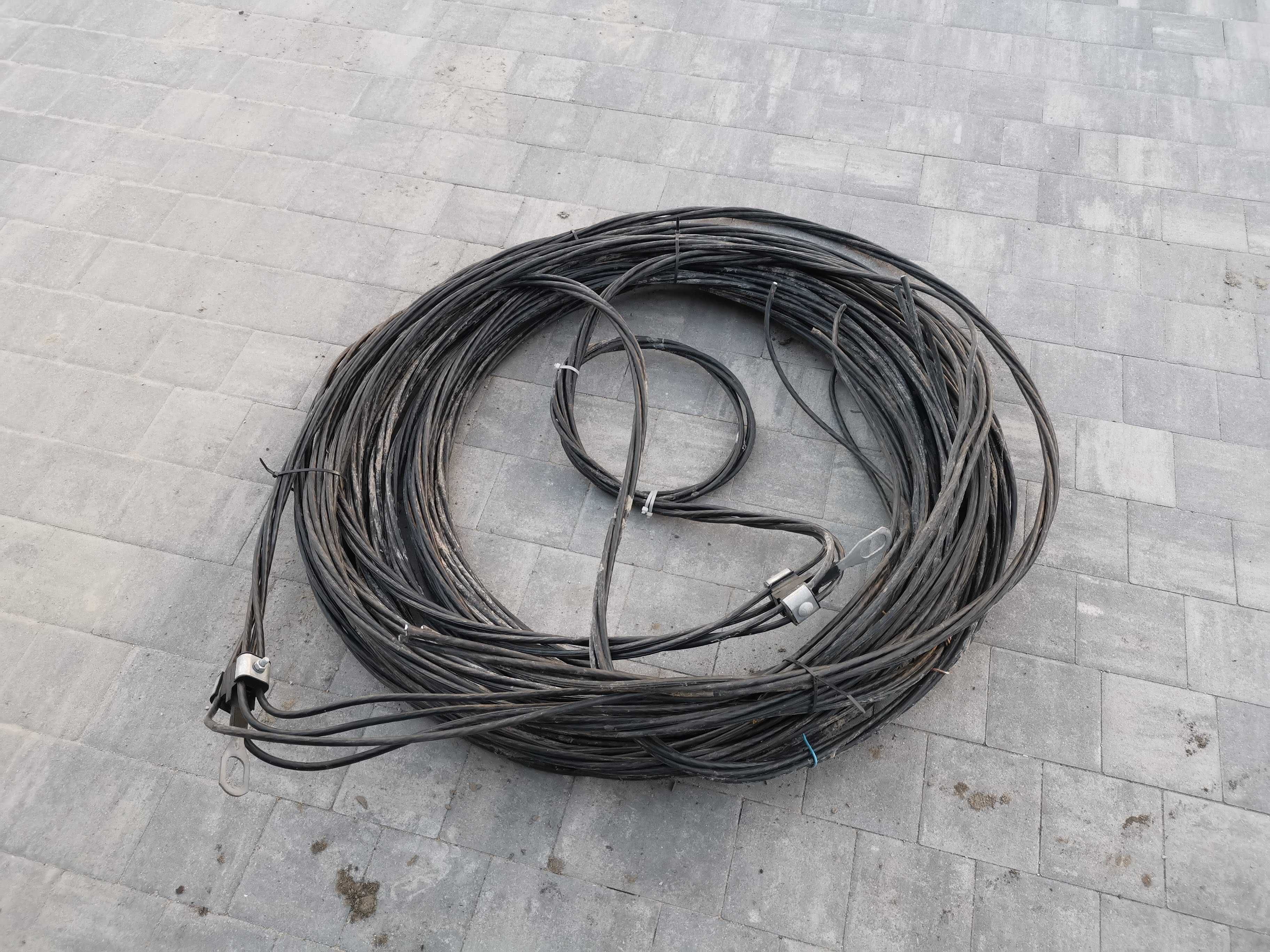 Kabel napowietrzny z mocowaniem 50m