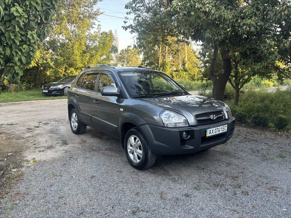 Продам Tucson 2011 г.в