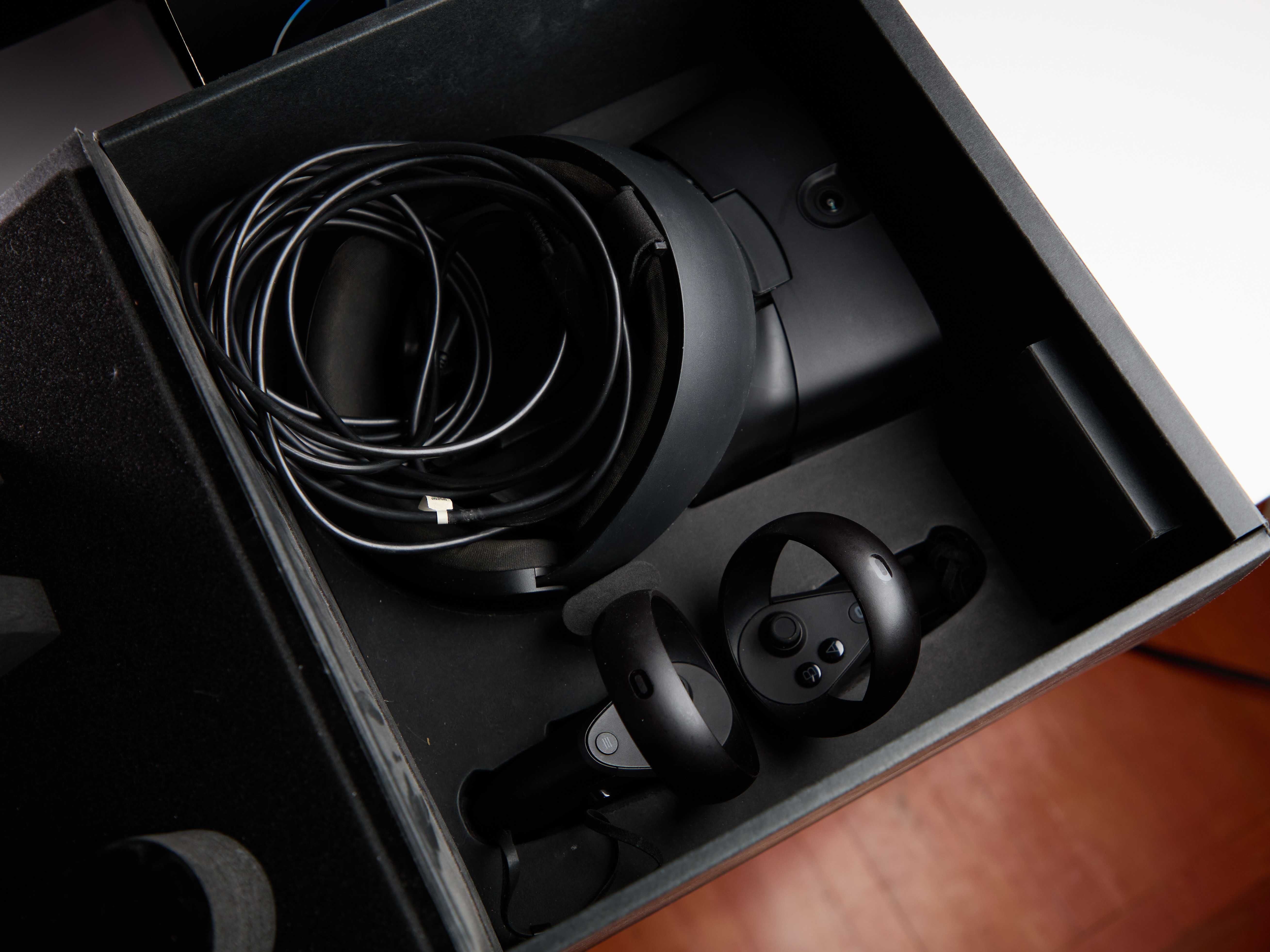 Oculus Rift S (кабель треба замінити)