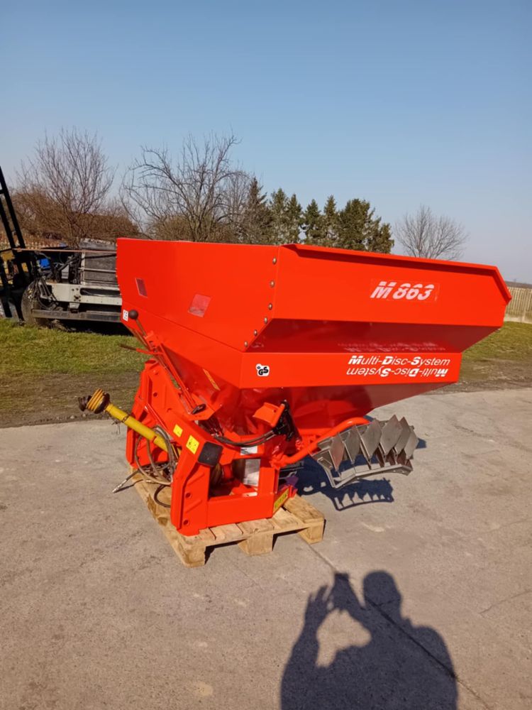 Sprzedam Rozsiewacz Kuhn Mds 935R2 Z limiterem