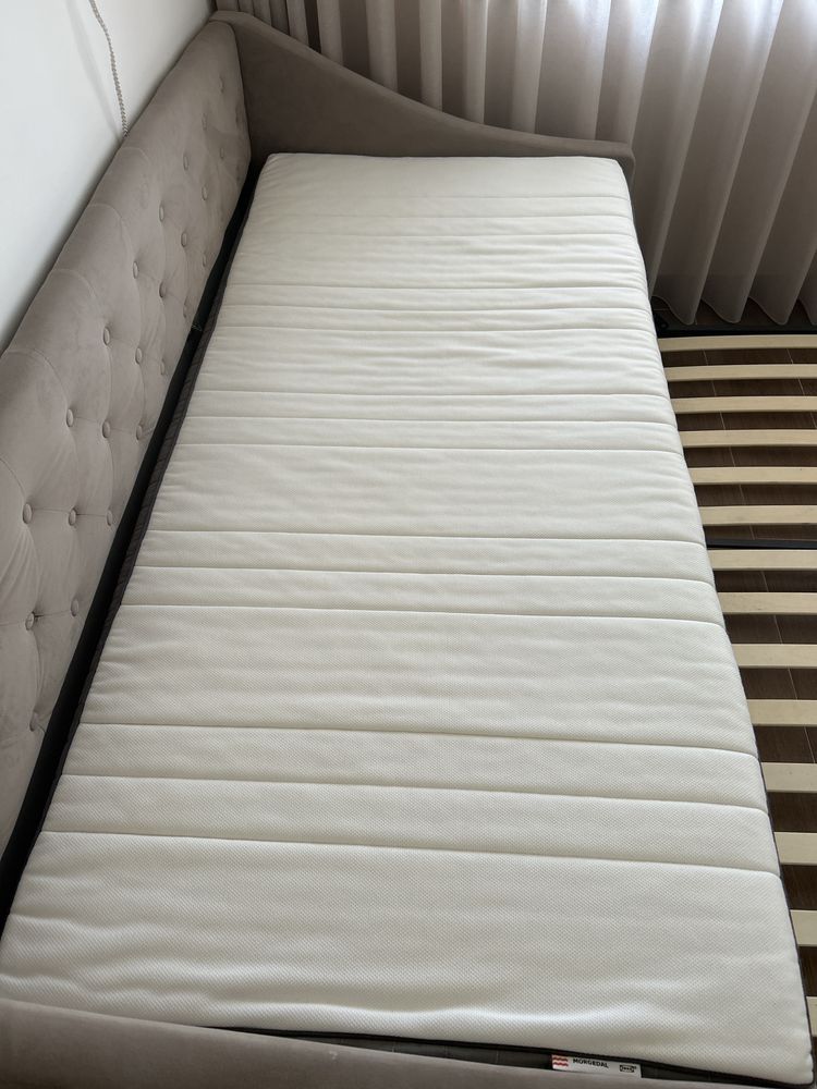 Cama solteiro dupla + colchão IKEA