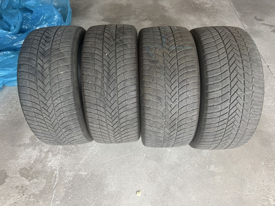 245/40R18 Blizzak LM005 M+S 97V Bridgestone 9CJX W3D 2821