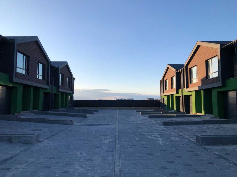 Котедж з ділянкою на 1.5 сотки, 120 кв. м на вул. Зелена 15/1