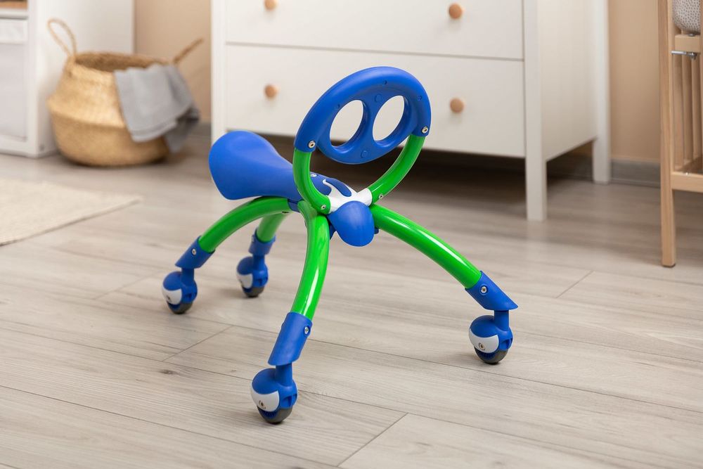 Pchacz jeździk BEETLE dla dzieci dziecka