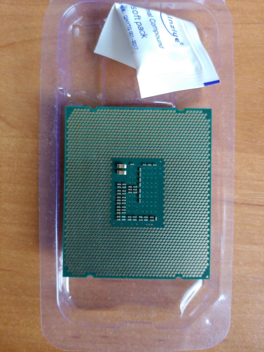 Процессор Intel Xeon E5-2628 V3