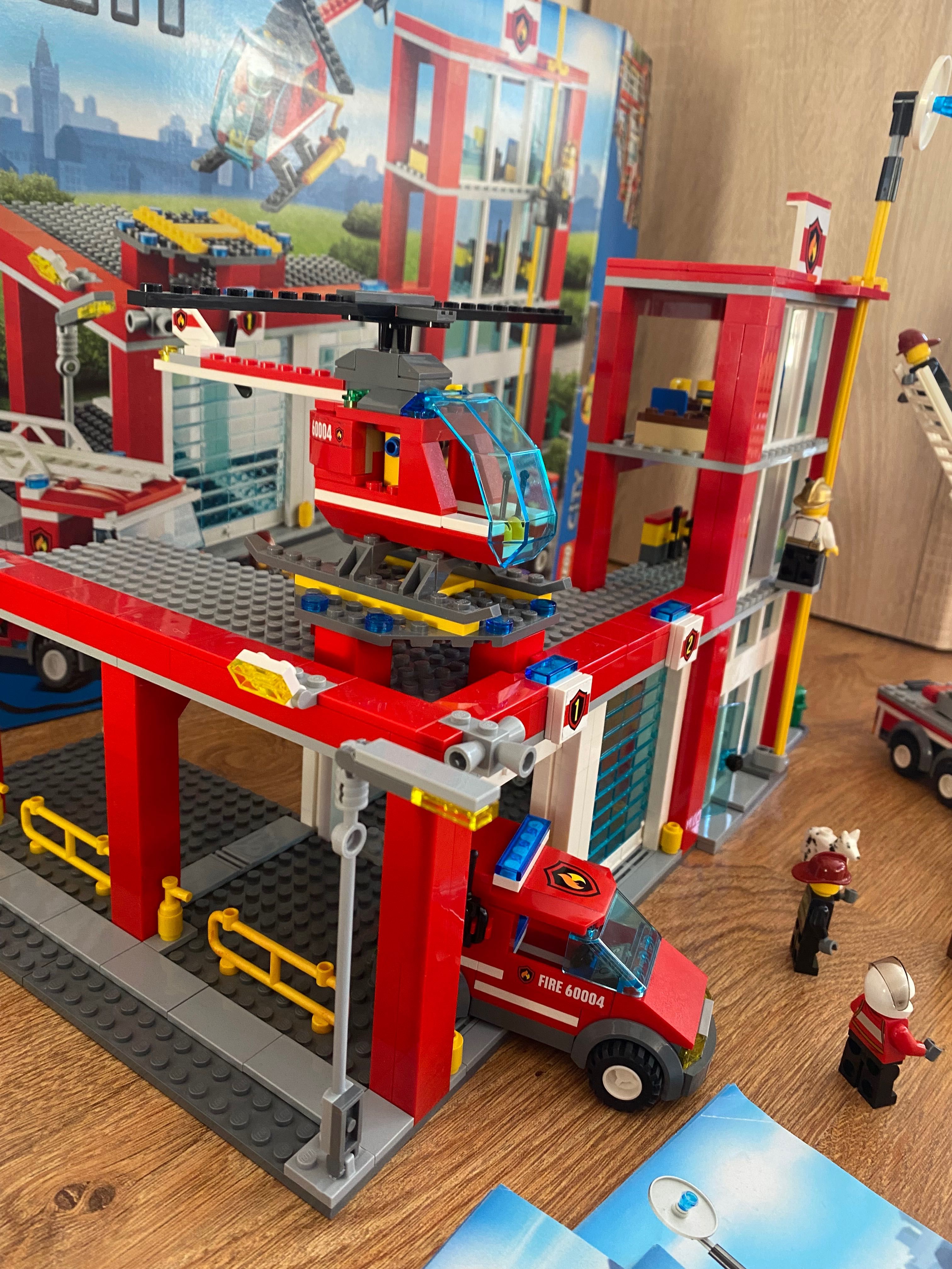 Klocki Lego straż pożarna remiza strażacka 60004