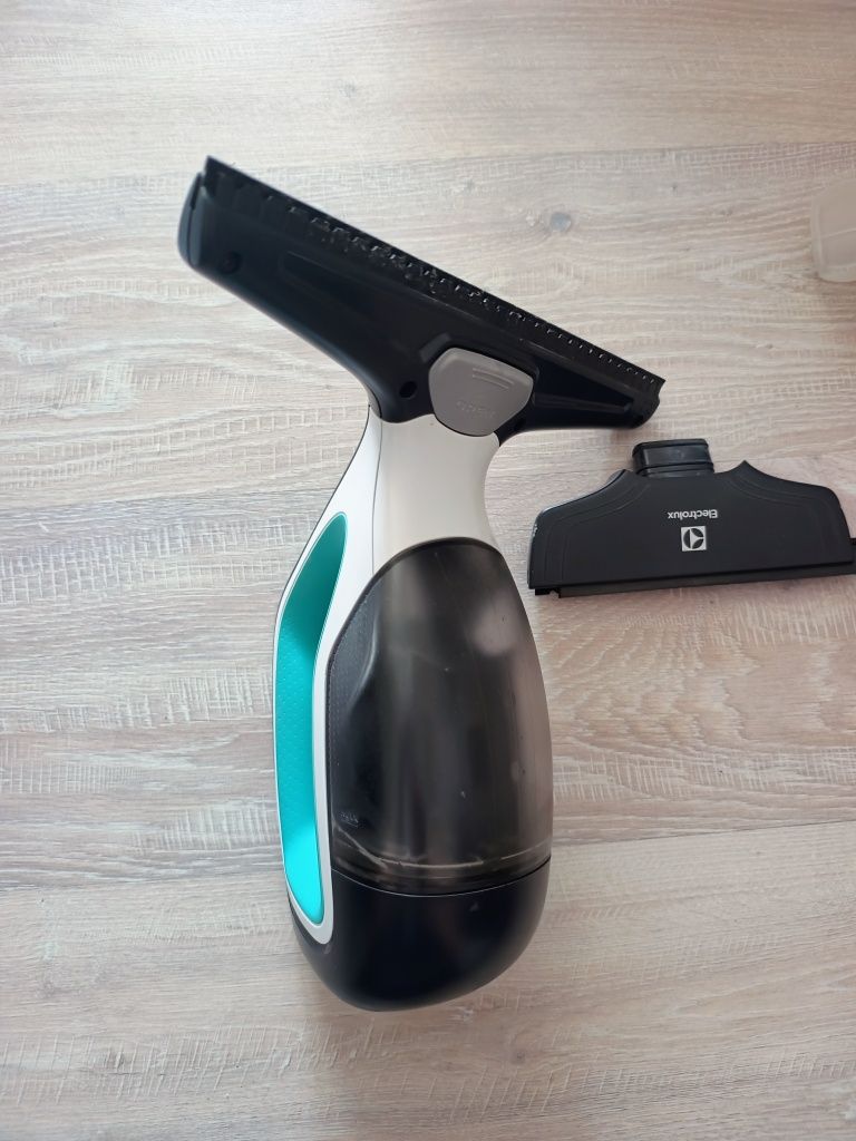 Myjka do okien Electrolux WELL S7 WS71-4AS.