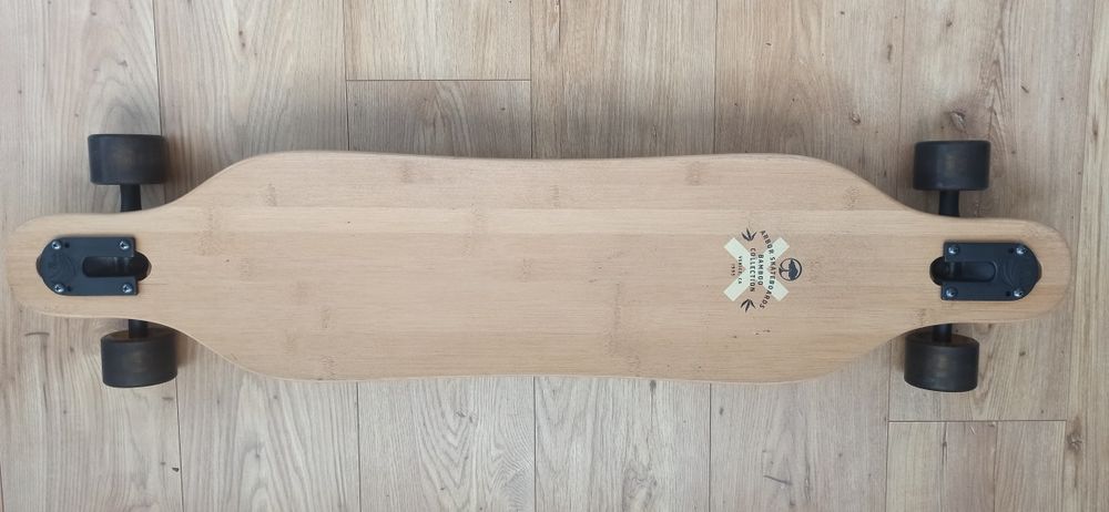 Longboard Arbor Axis 40 Bamboo Zoe Keller