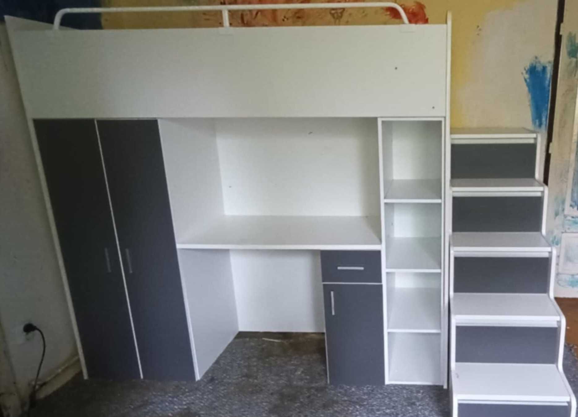 Łóżko z szafą i biurkiem, kombajn, szare