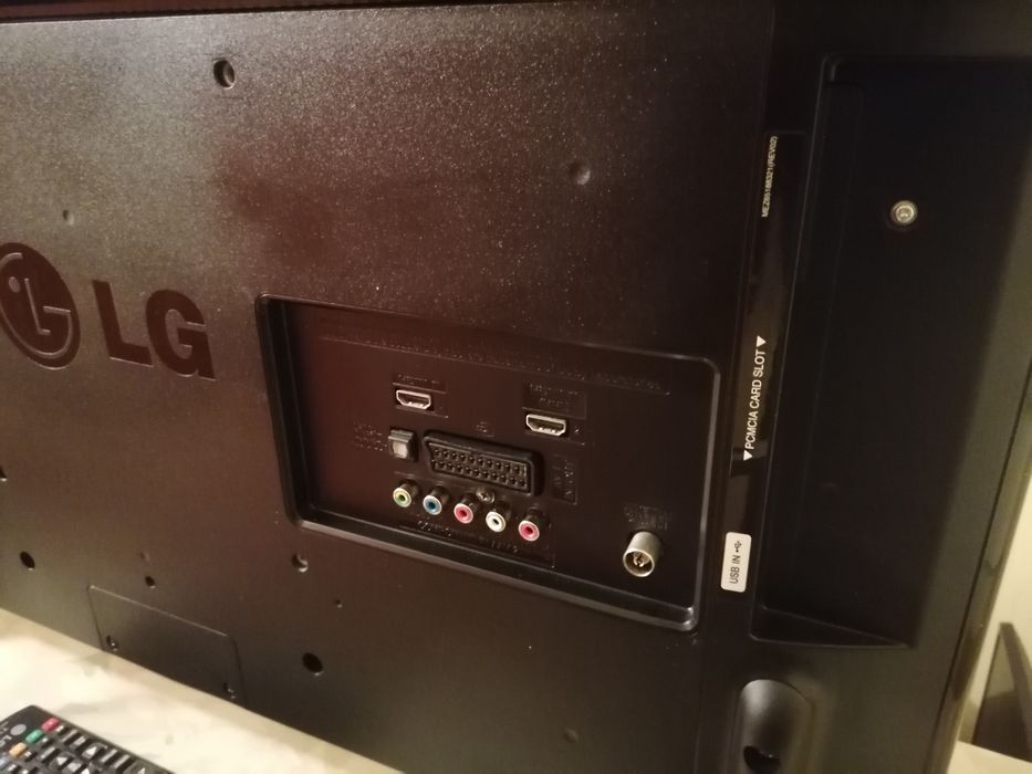 Telewizor LED 32 cale LG 32lb550b