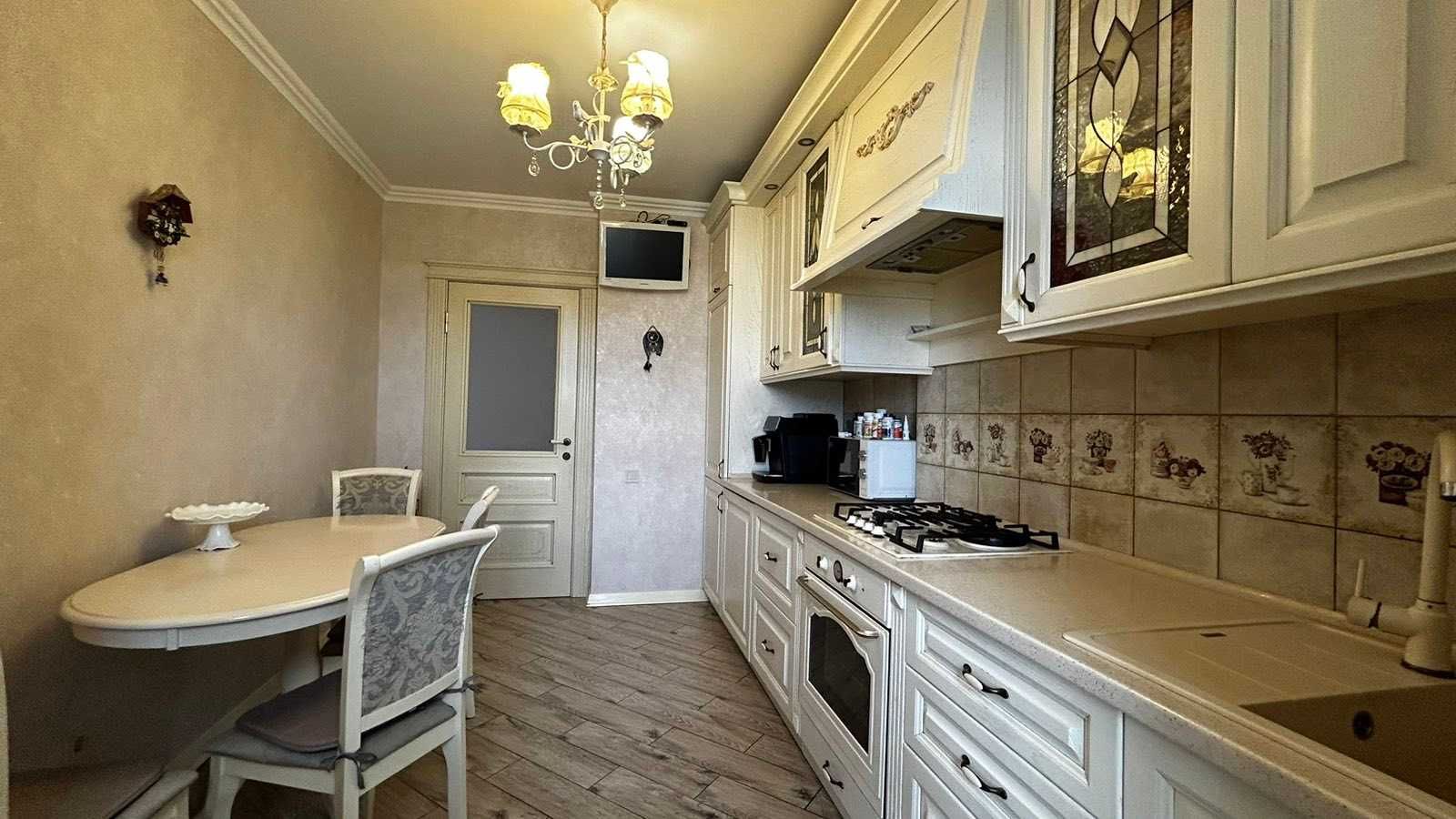 Продаж 3х.кв Зубра, Б.Хмельницького, новобуд 115000$