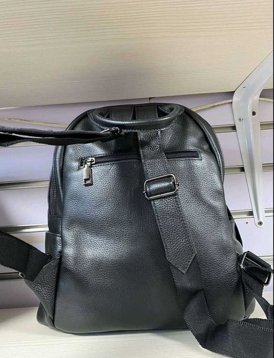 Фото реальні! Зручний шкіряний рюкзак жіночий чорний