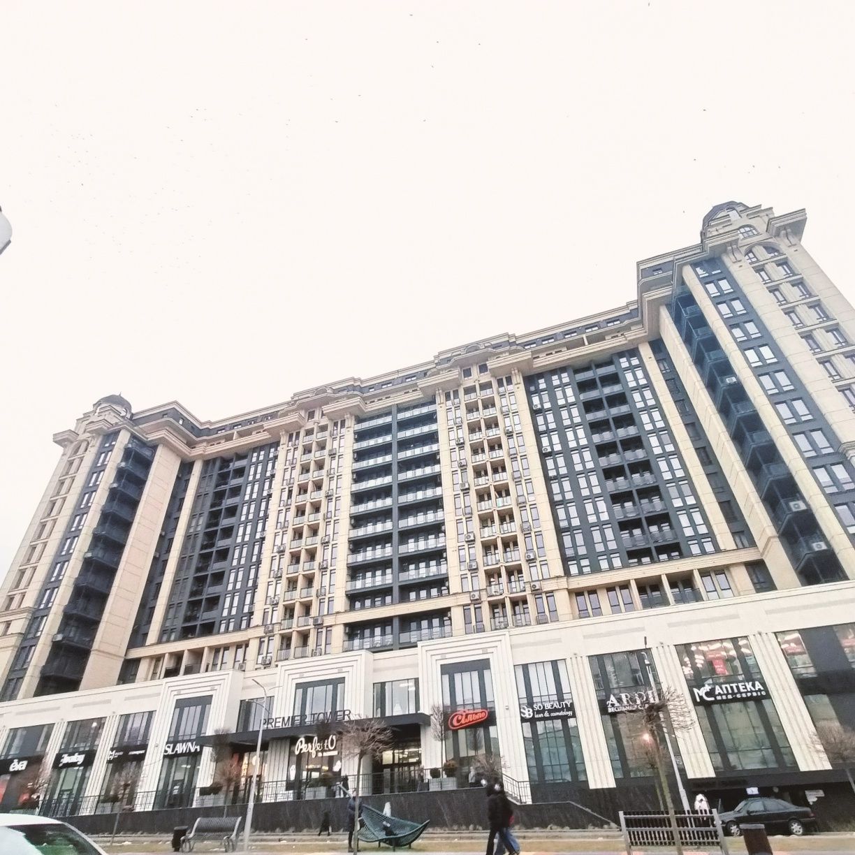 Продаж 3к. квартири 105 м²