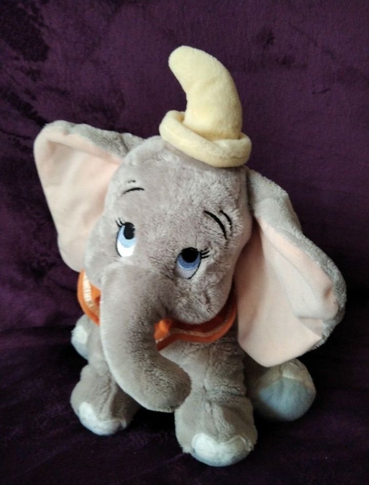 Dumbo maskotka Disney