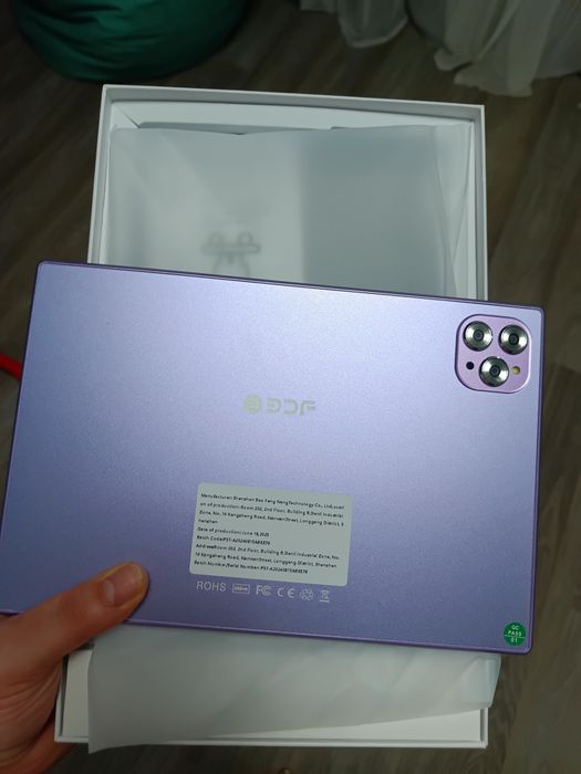 Планшет 10 дюймів 4/64