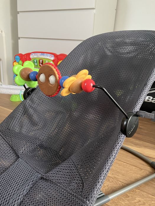 Babybjorn leżaczek + zabawka