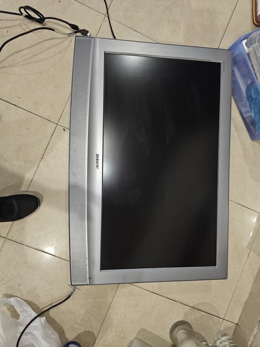 TV cinza Sony bravia