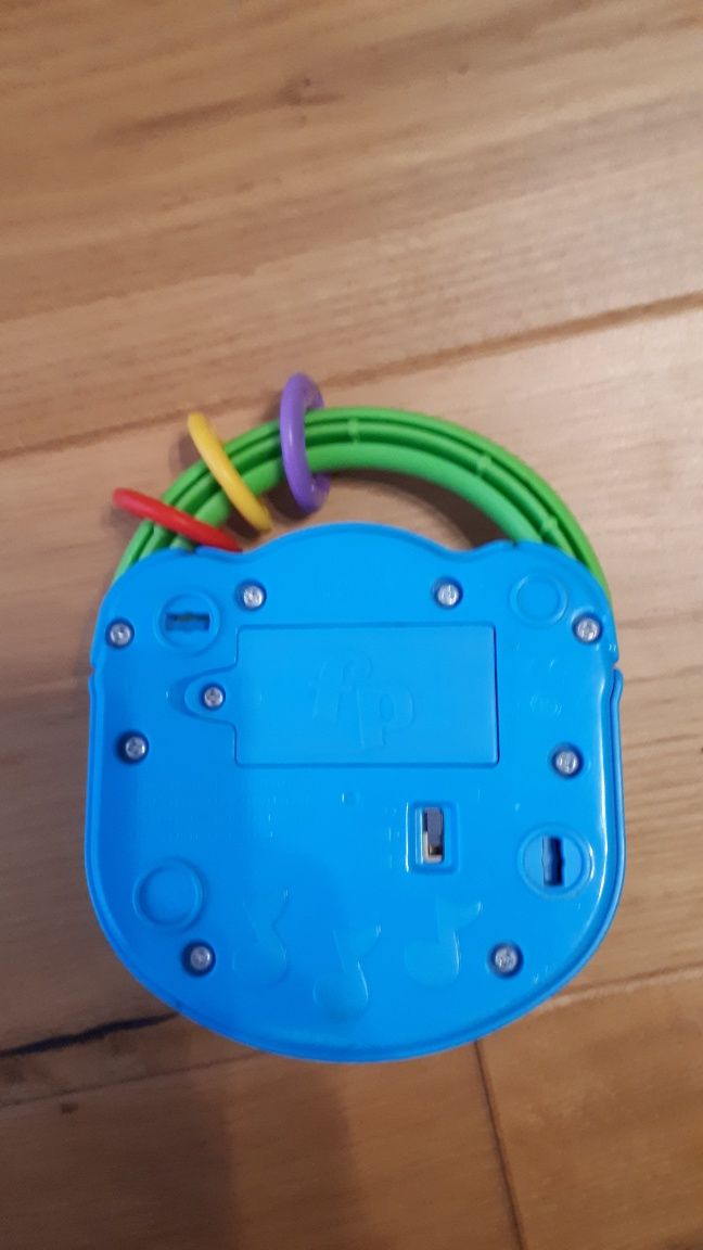 Szczeniaczek fisher price interaktywny grający