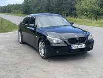 BMW E60.                 .