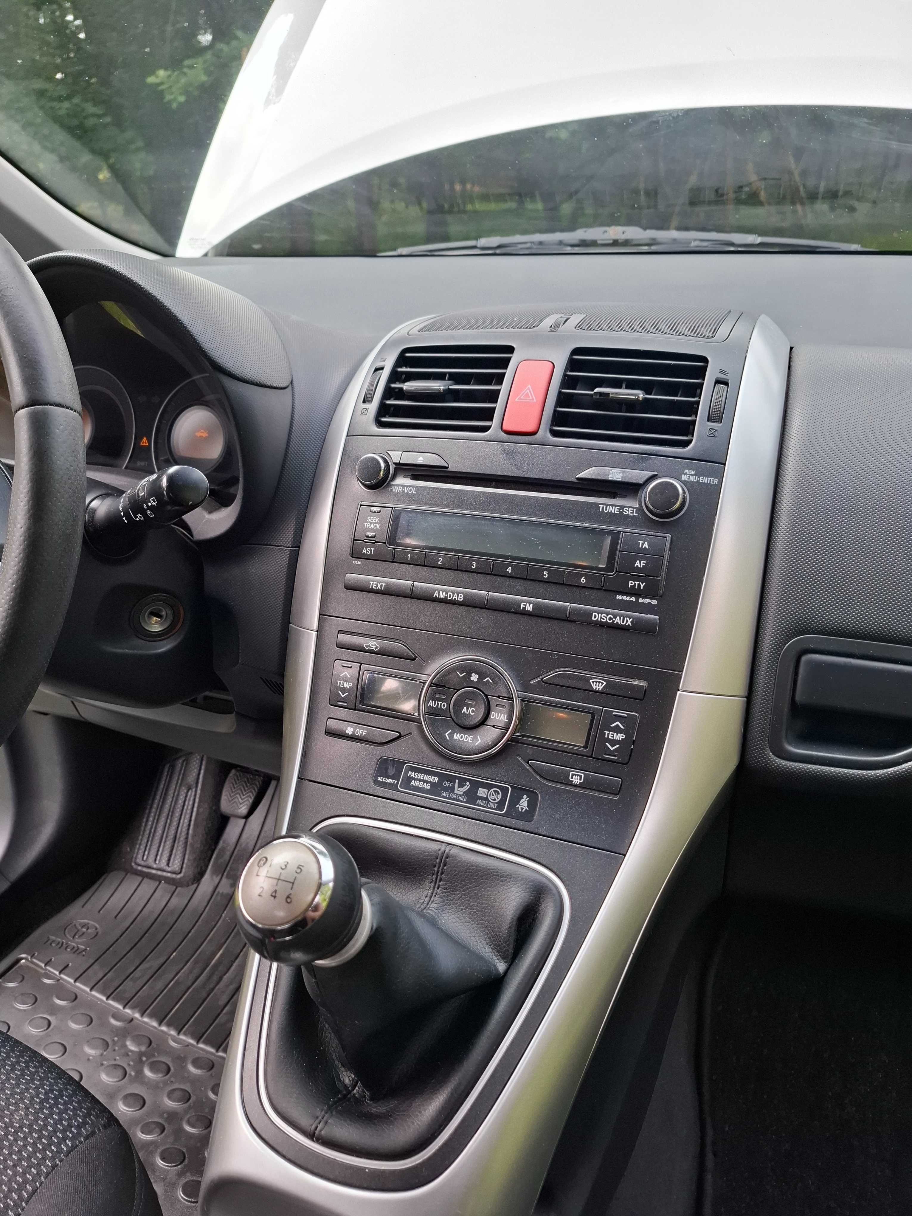 Sprzedam Toyote Auris
