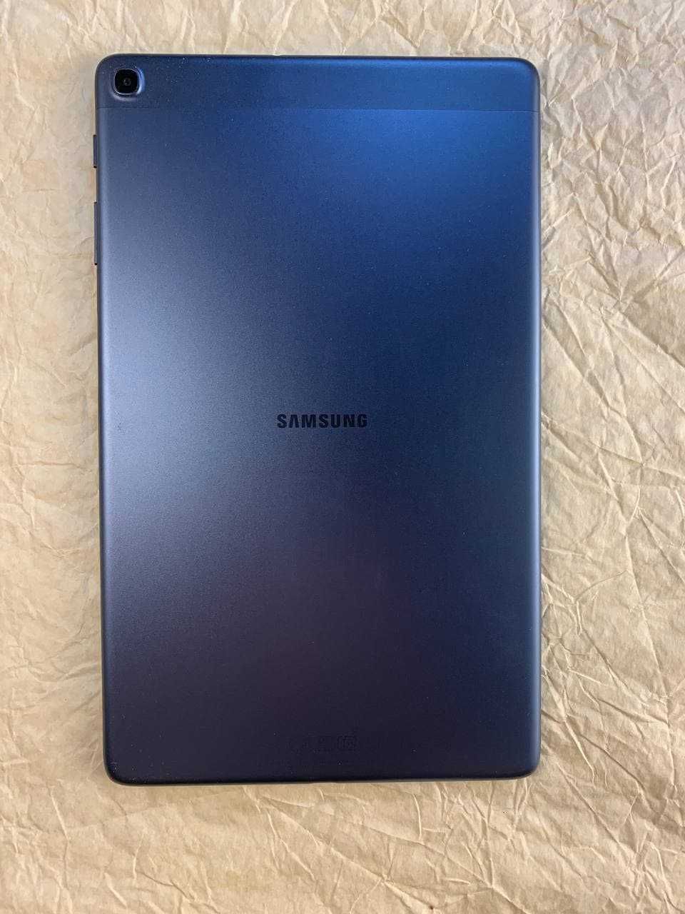 Планшет Samsung Tab A SM-T515 32Gb LTE