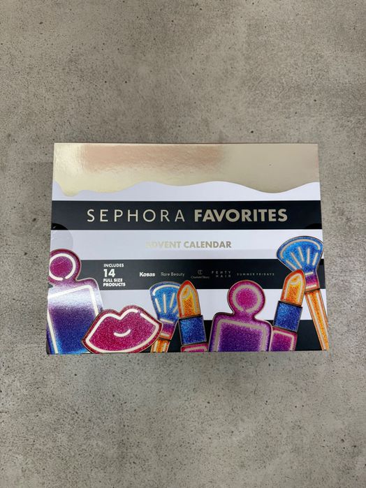 Kalendarz Adwentowy Sephora Favorites** o wartości 2500 zł **