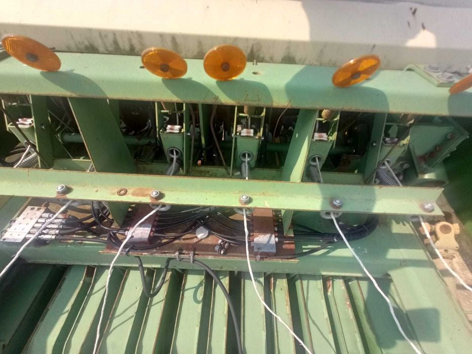 Прес-підбірник Krone Big Pack 1290 HDP VC 2011