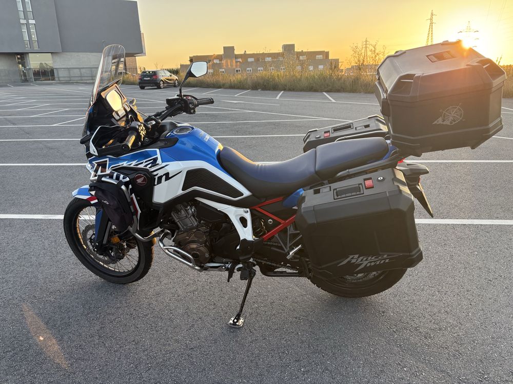 Honda Africa Twin 1100 Dct ( Full extras )