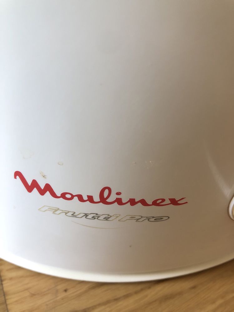 Соковижималка мулінекс робочий стан Moulinex Frutti Pro BKA1