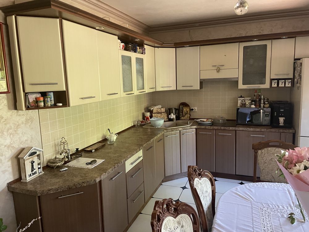 Продам кушню в гарному стані.