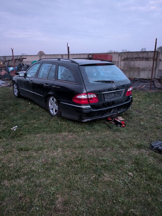 W211 części 3.5 V6 Mercedes m272 klapa drzwi katalizator skrzynia
