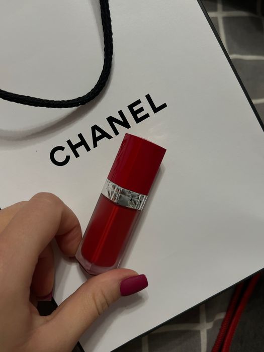 Матова помада Dior