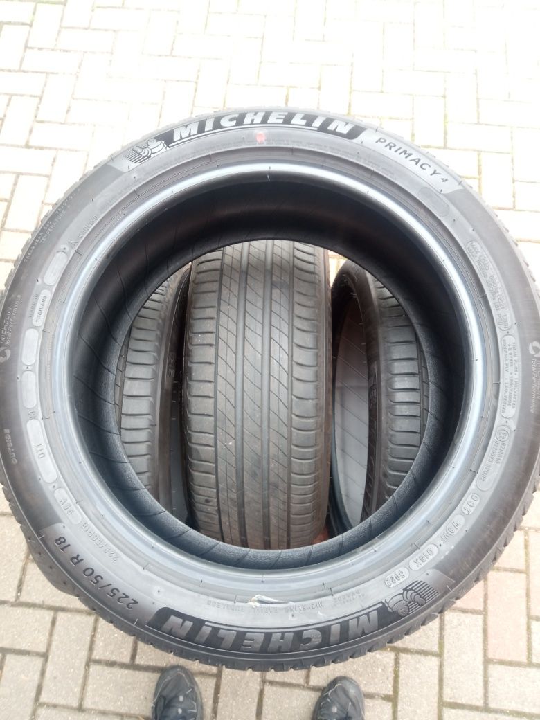 Opony letnie Michelin 225/50 R18