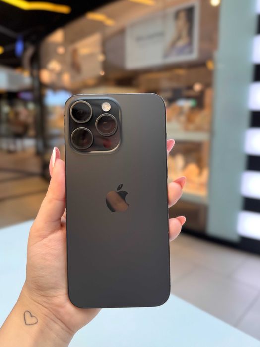 iPhone 15 Pro Max 256 GB Black Titanium