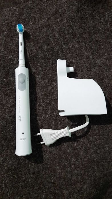 Зубна щітка BRAUN 3D Pulsaiting, на каву, срібні прикраси/серебро