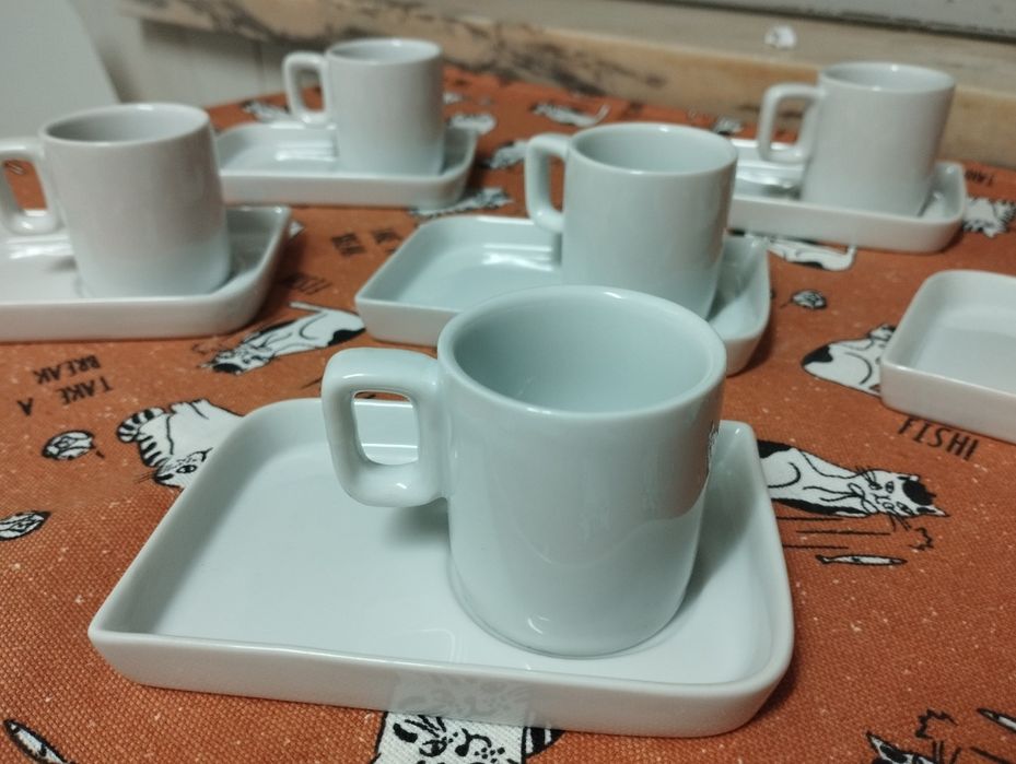 Conjunto 6 chávenas de café com pires