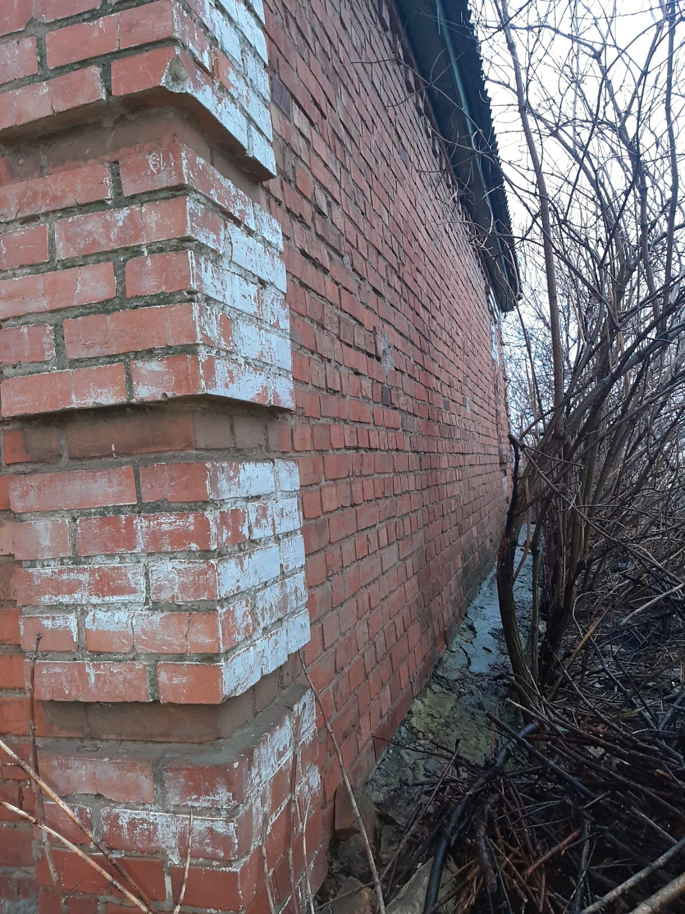 Продам жилой дом в пгт Новопокровка, Харьковской обл., Чугуевского р-н