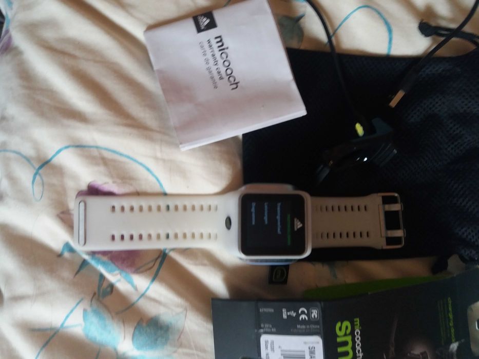 Фітнес-годинник Adidas Micoach Smart Run. В комплекте.