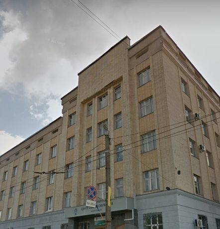 Продається 1-кімнатна квартира "Сталінка  в центрі міста